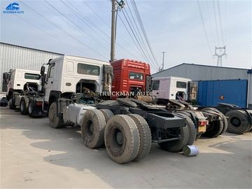 O ano 2013 usou o caminhão 371hp do trator de Howo 40-80 toneladas de mão esquerda que conduz para Gana